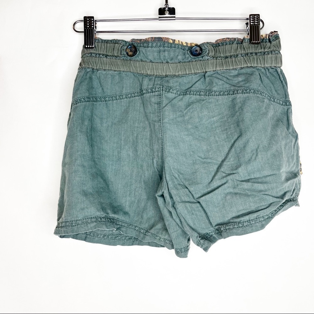 Free People | Green Deep Pocket Shorts - Picture 2 of 5